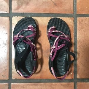 Chacos with purple double toe straps, W8